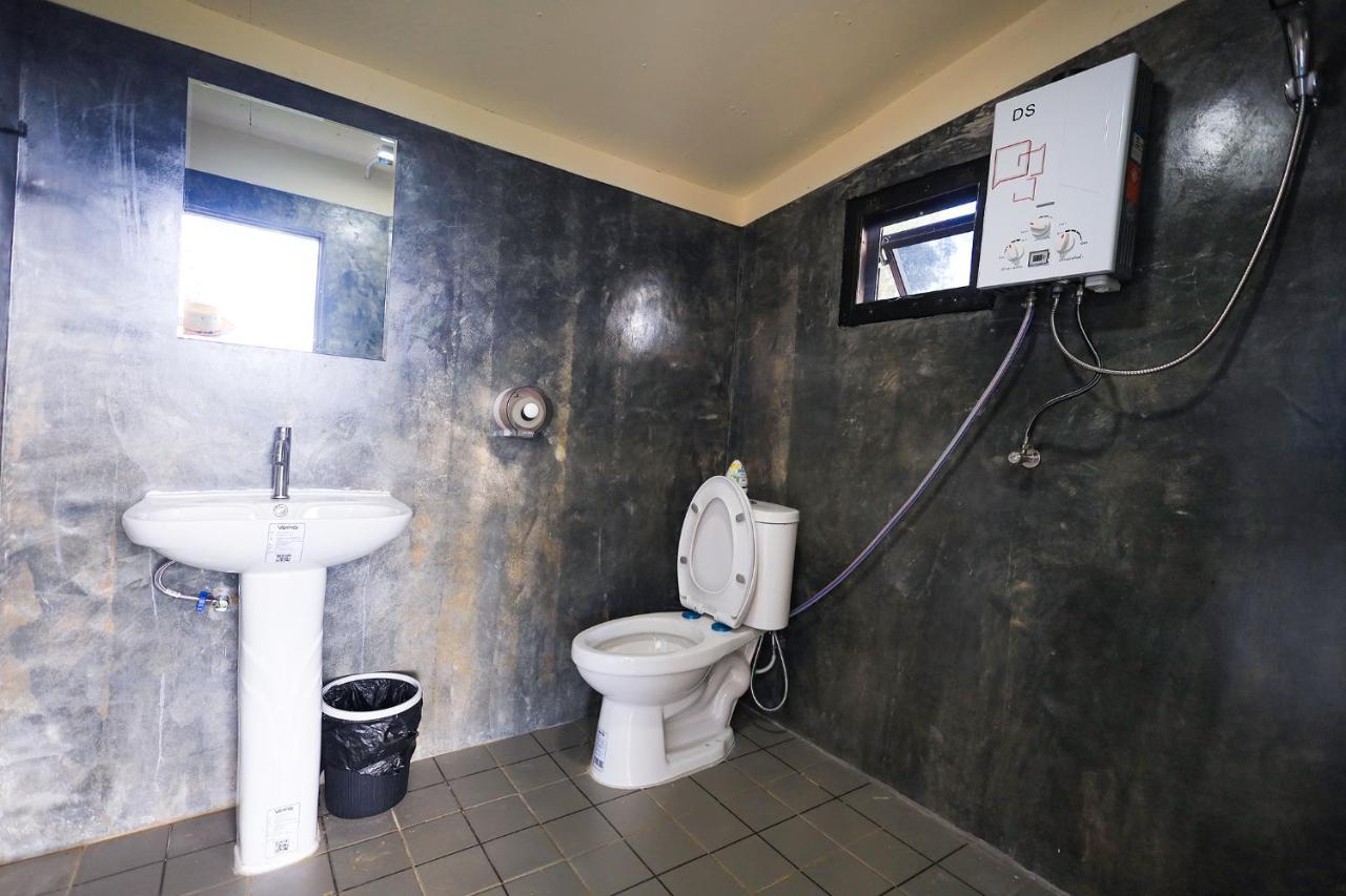 สวนไร่รุ่งอรุณ Suan Rai Rungarun Hotel Ban Na Pa Paek Ngoại thất bức ảnh